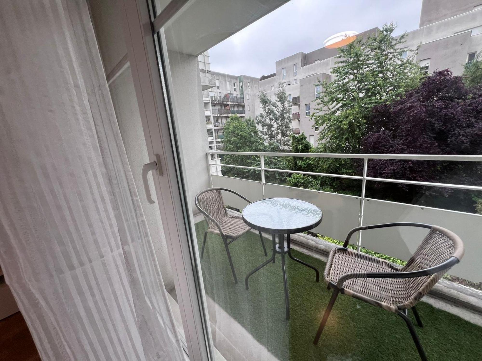 T3, Stade De France, Paris Et Parking 생드니 외부 사진